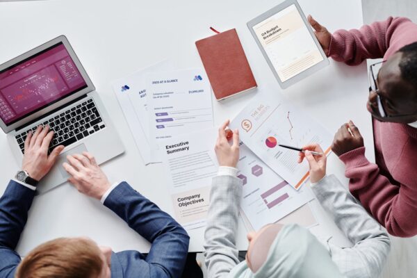 Strategické AI SEO: Jak používat umělou inteligenci k analýze, nikoliv jen k psaní